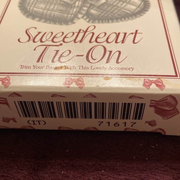 Longaberger sweetheart tie on - Picture 6 of 6